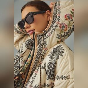 FARM Rio Reversible Romantic Garden Puffer Size M